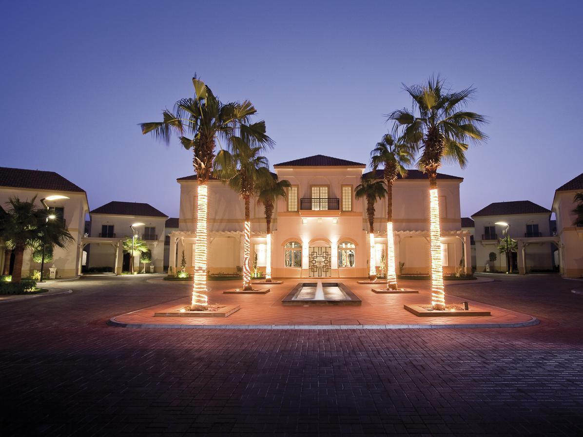 Moevenpick Beach Resort Al Khobar Exterior photo