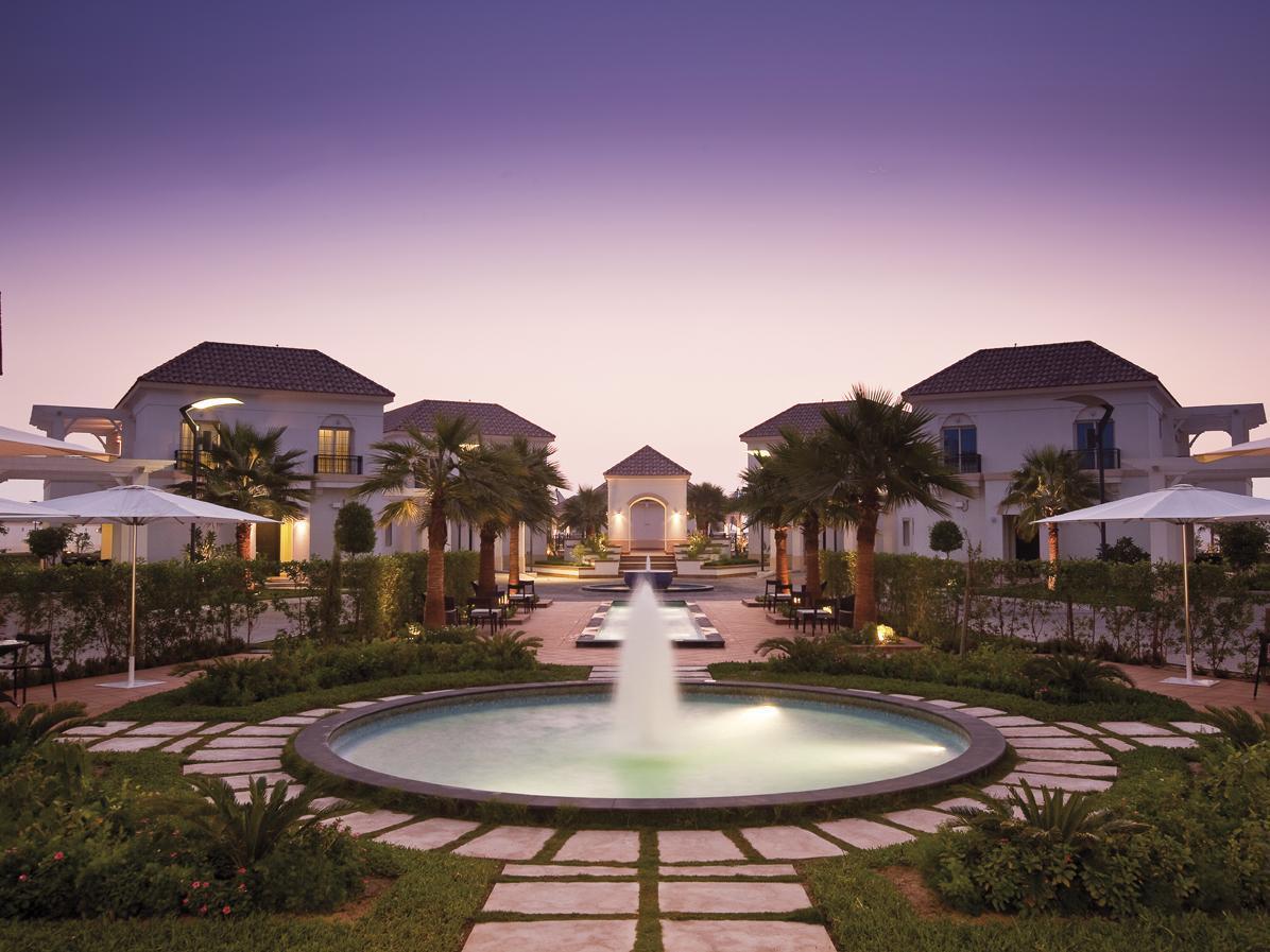 Moevenpick Beach Resort Al Khobar Exterior photo