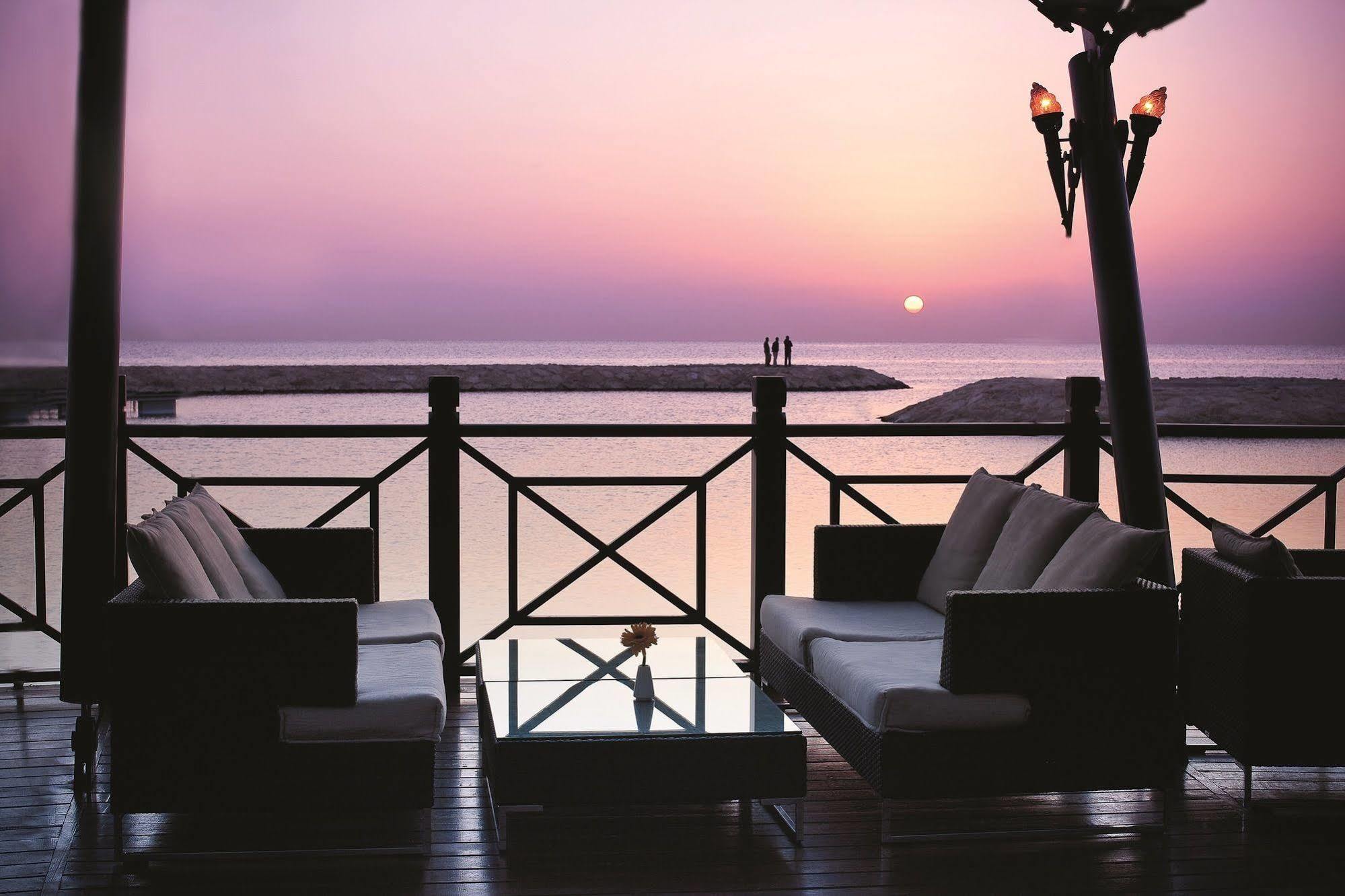 Moevenpick Beach Resort Al Khobar Exterior photo