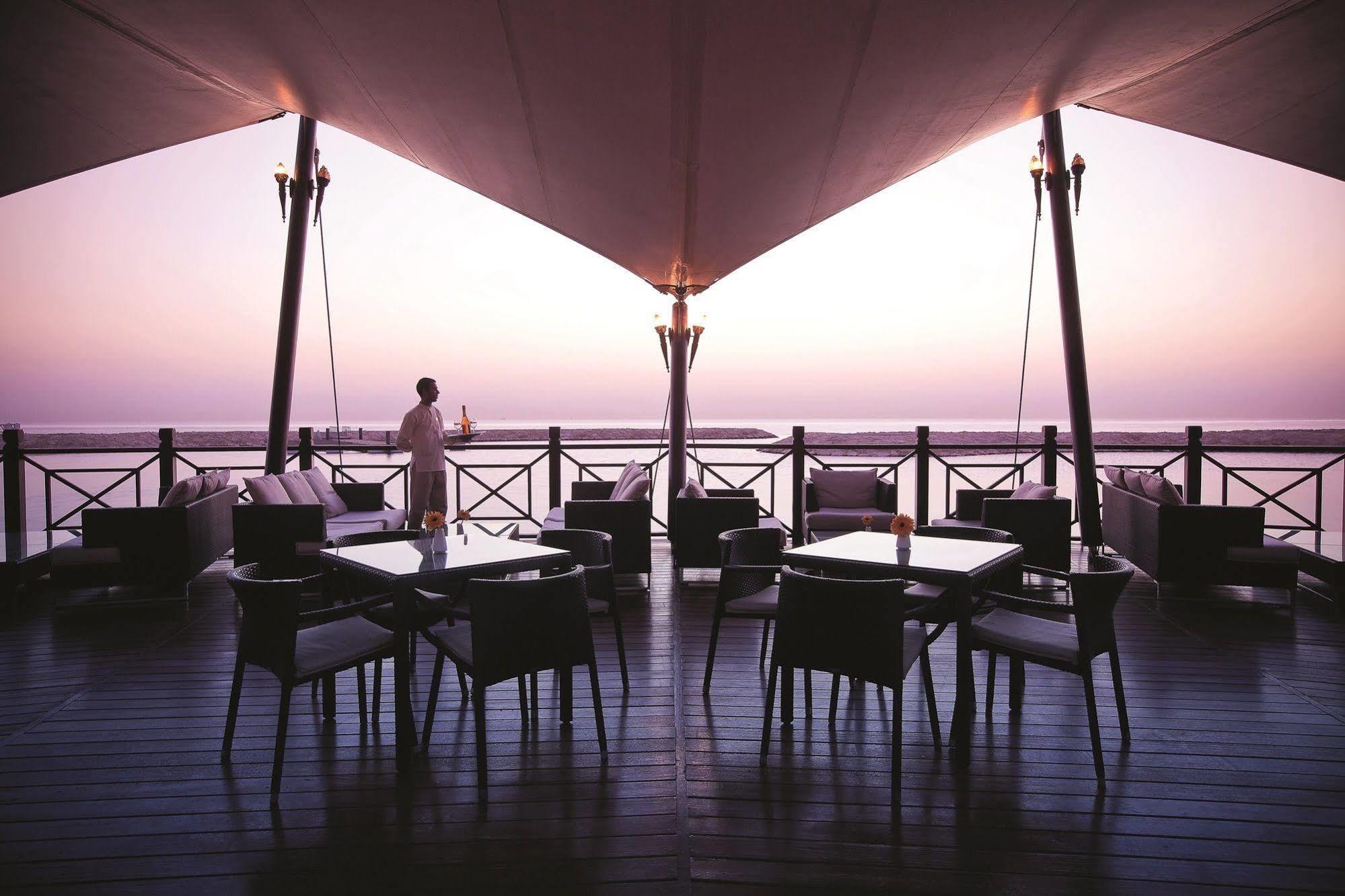 Moevenpick Beach Resort Al Khobar Exterior photo