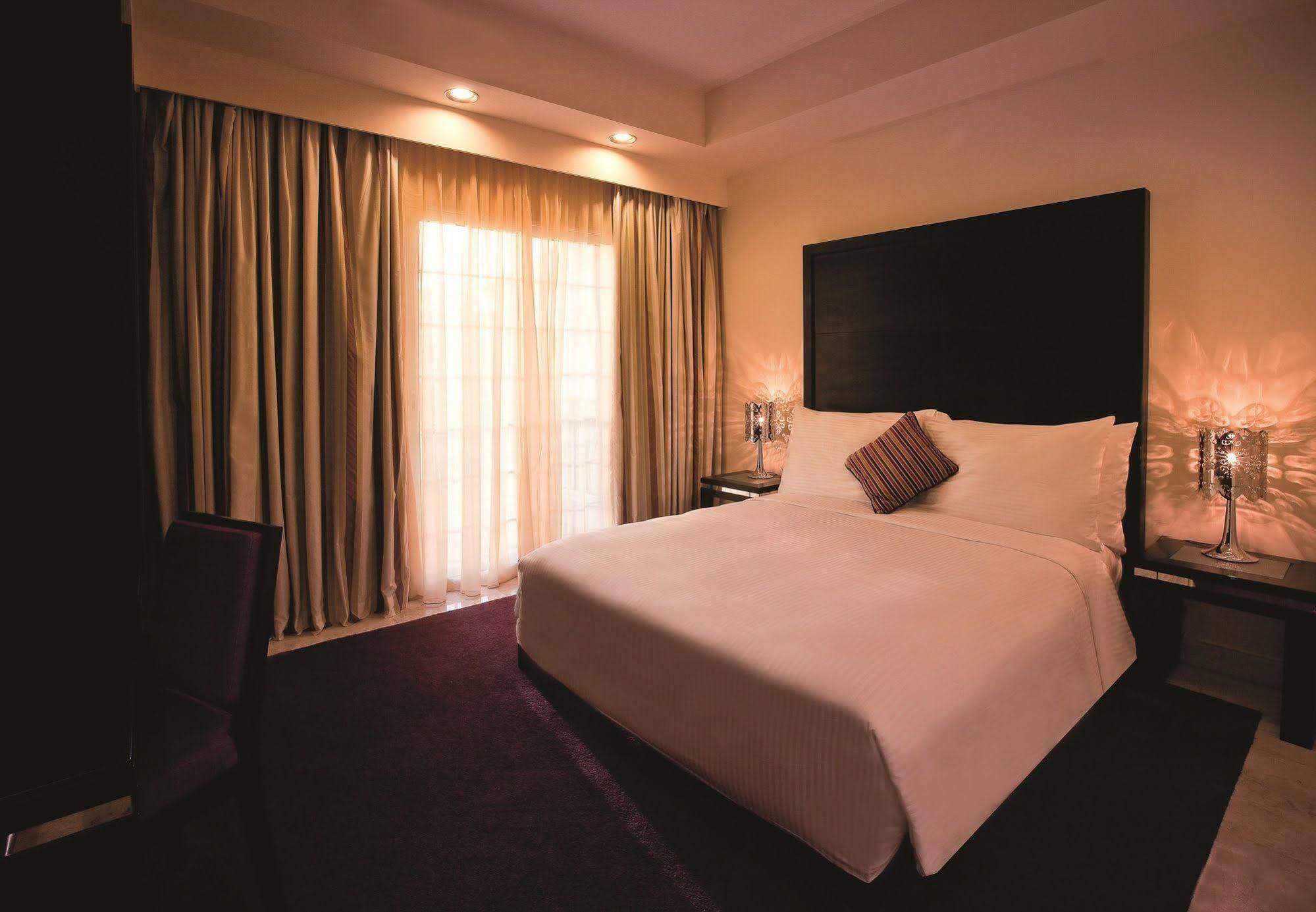 Moevenpick Beach Resort Al Khobar Exterior photo